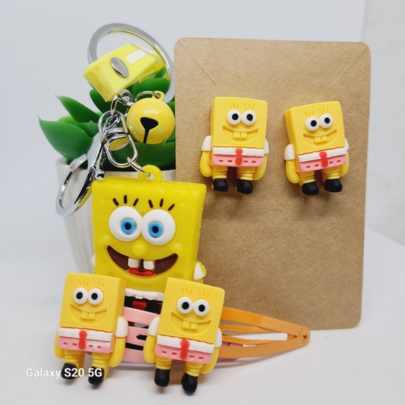 Spongebob Keychain Earrings Hair Clip Bundle Cute Novelty Accessories - Picture 1 of 6